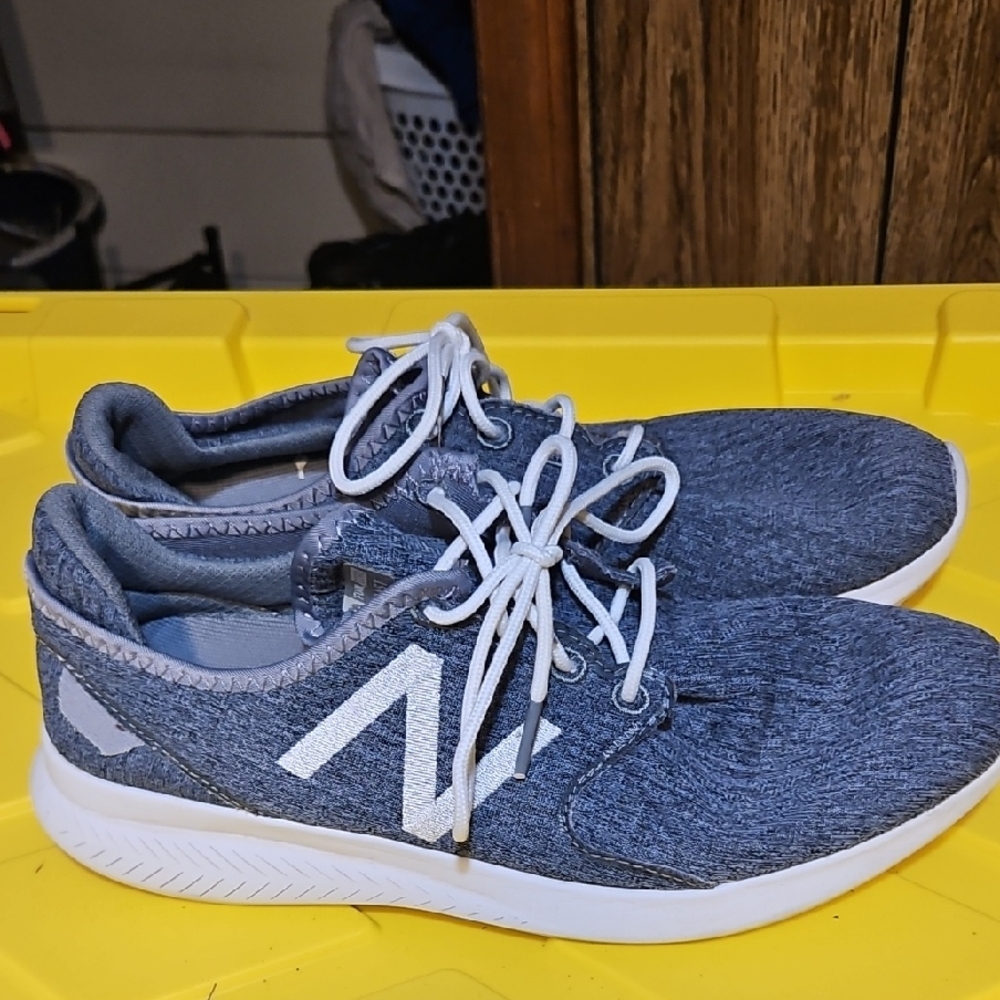 New Balance Heathered Navy Knit Lace-Up Sneakers